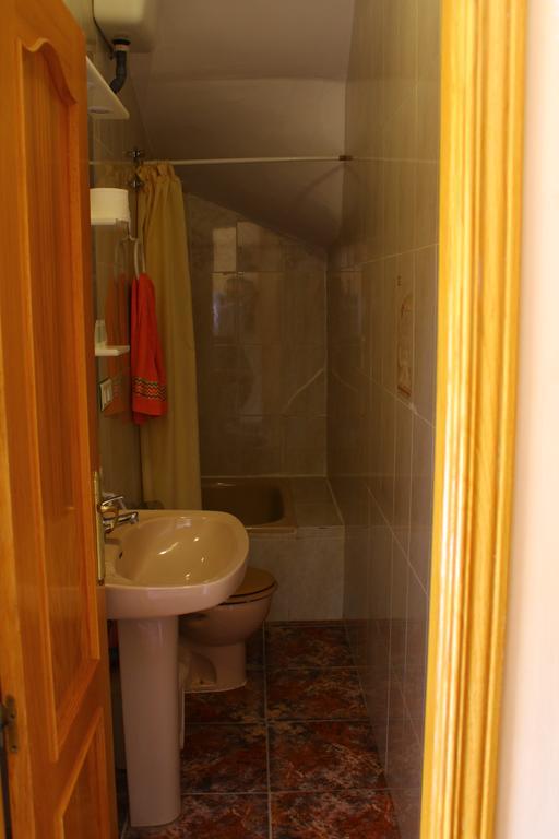 Residencial Los Robles Arroyo Frio Room photo